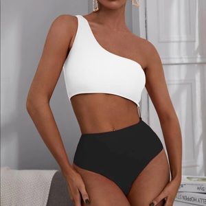 One shoulder, cut out one piece bathing suit